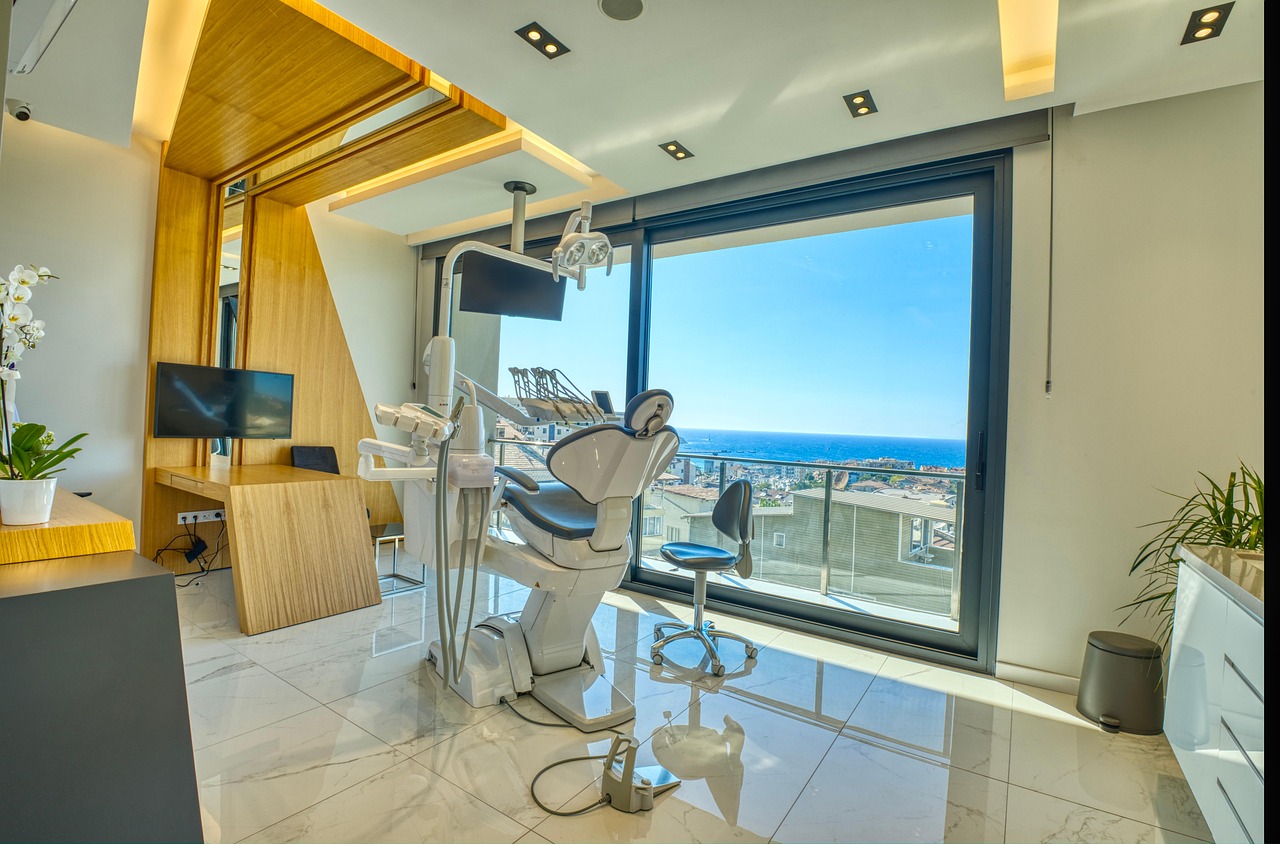 Toronto dental clinic interior design